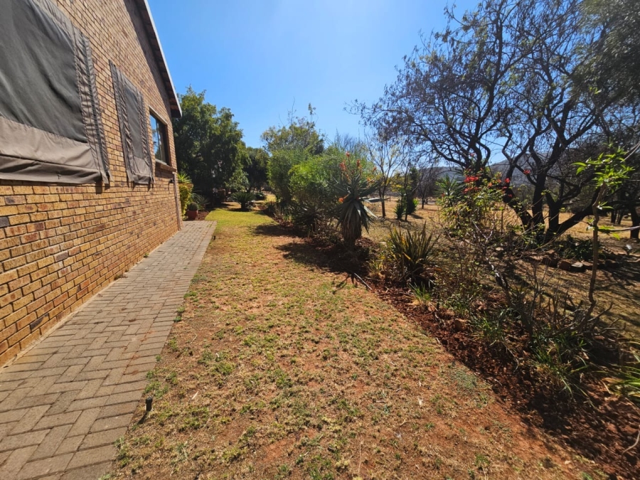 3 Bedroom Property for Sale in Buffelspoort Eco Estate North West